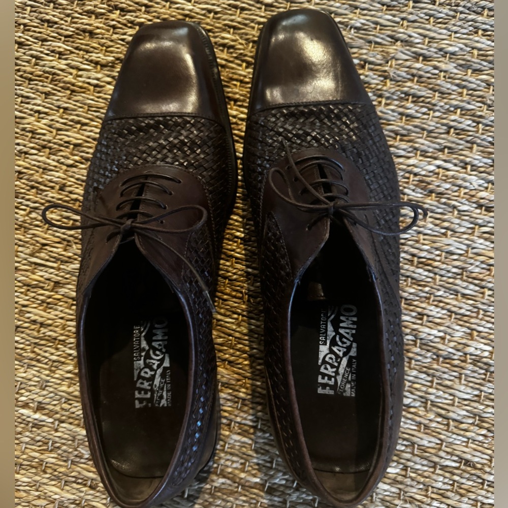 Ferragamo men’s lace-up oxford shoe.